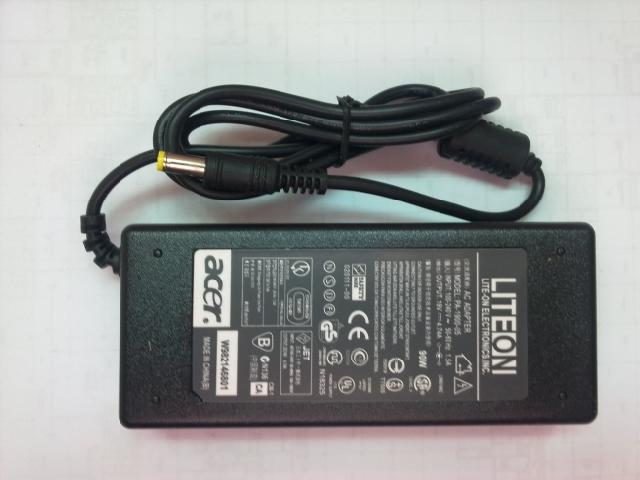 90W Acer HiPro HP-OL093B13P HP-A0904A3 AC Adapter 19V 4.74A 90W Acer HiPro HP-OL093B13P HP-A0904A3 AC Adapter 19V 4.74A