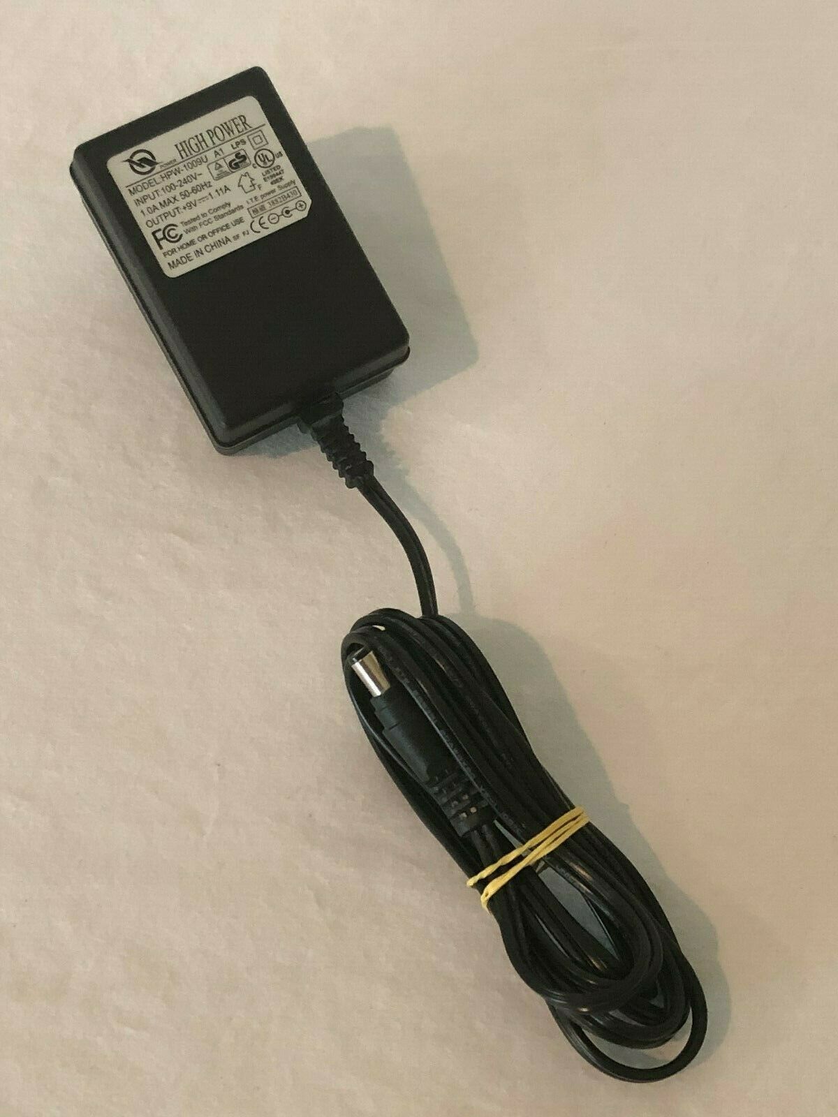 AC DC Power Supply Plug Charger Adapter High Power Model HPW-1009U 9V 1.11A Typ AC DC Power Supply Plug Charger Adapter High Power Model HPW-1009U 9V 1.11A Typ
