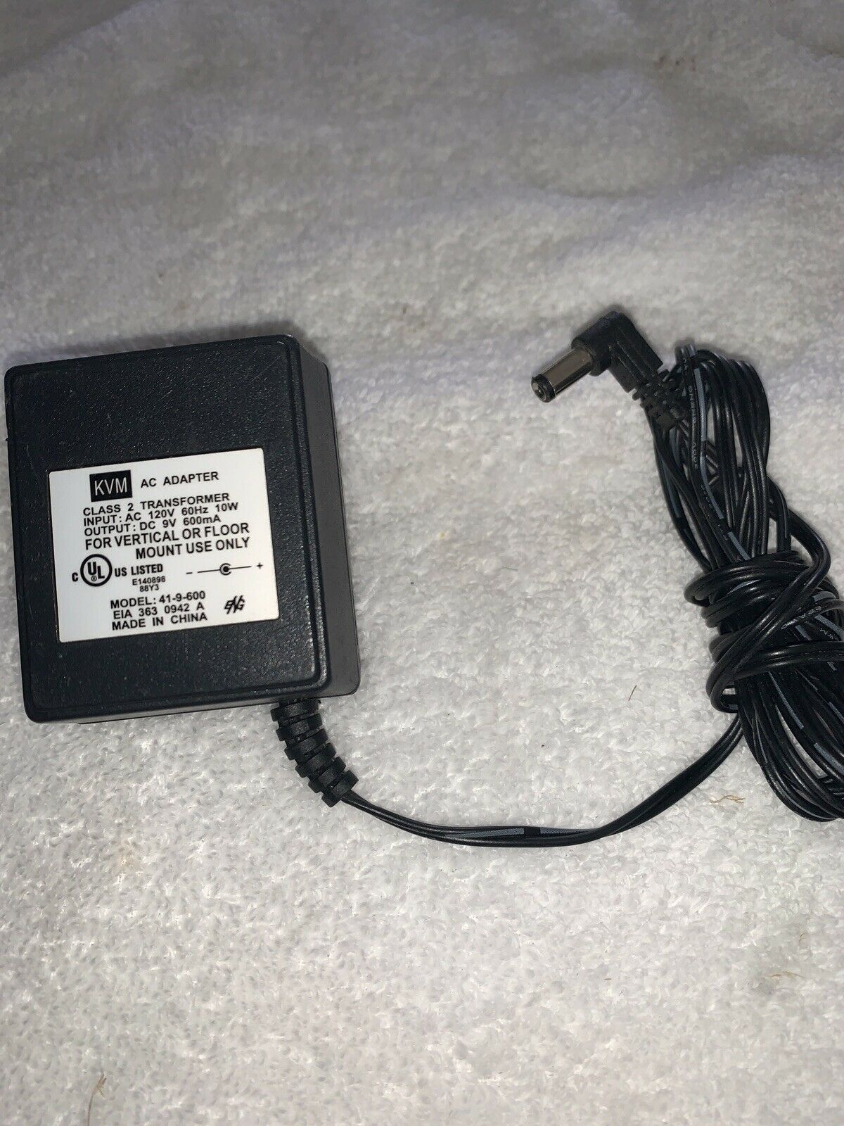 KVM T41-9-600D-4 AC/DC POWER SUPPLY ADAPTER 9V 0.6A UK PLUG Country/Region of Man KVM T41-9-600D-4 AC/DC POWER SUPPLY ADAPTER 9V 0.6A UK PLUG Country/Region of Man