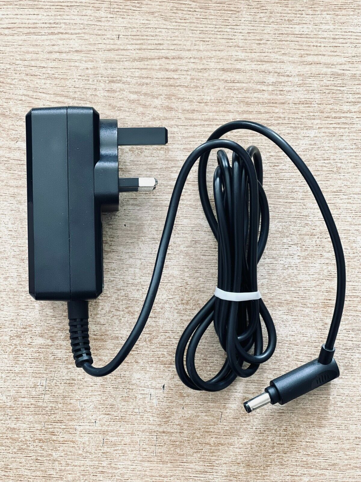 24.8V Charger Compatible with Shark Vacuum IZ162H IZ163H IZ362H IZ363H IX140H IX14 24.8V Charger Compatible with Shark Vacuum IZ162H IZ163H IZ362H IZ363H IX140H IX14