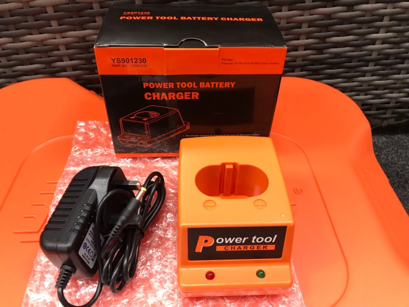 REPLACEMENT CHARGER BASE/ AC/DC ADAPTER FOR PASLODE TOOLS YOU ARE BUYING A BRAND REPLACEMENT CHARGER BASE/ AC/DC ADAPTER FOR PASLODE TOOLS YOU ARE BUYING A BRAND